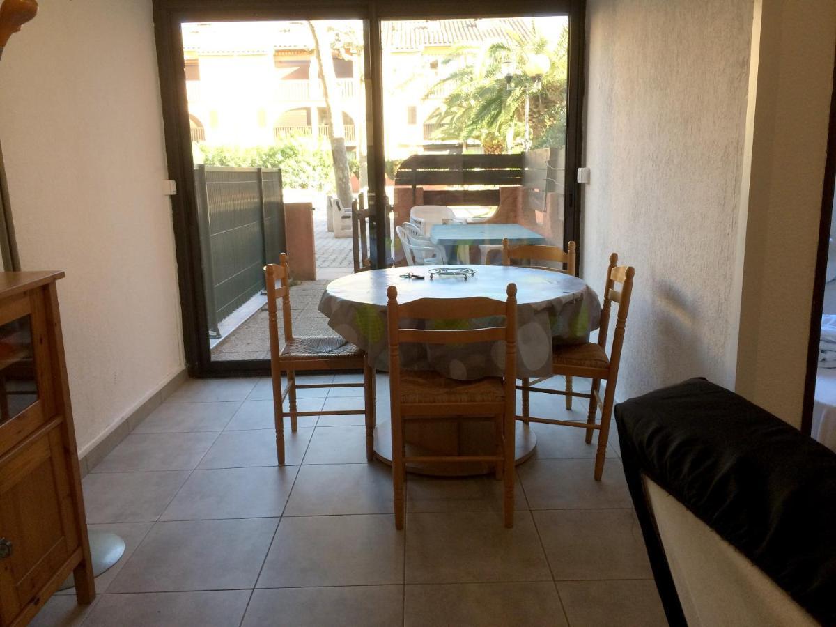 Appartement Charmant A Canet En Roussillon 36 M² Piscine Partagee Buitenkant foto
