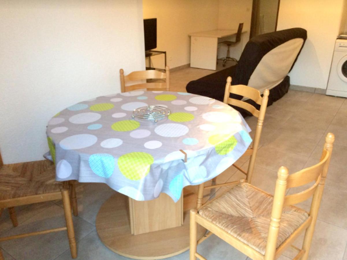 Appartement Charmant A Canet En Roussillon 36 M² Piscine Partagee Buitenkant foto
